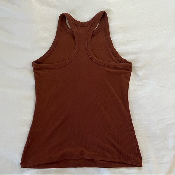 Old Navy | Active Tank Top Medium - Picture 3 of 3